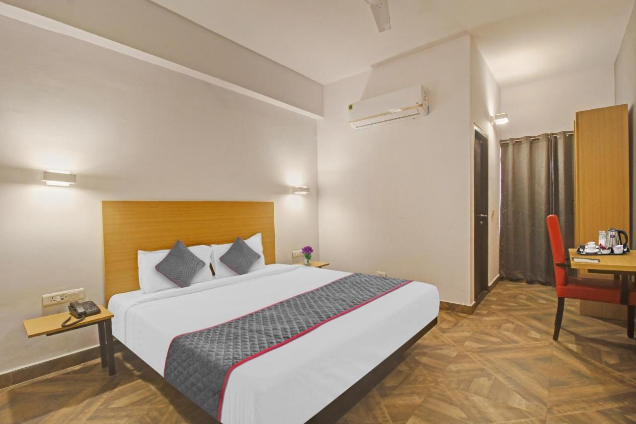 Townhouse 1188 Xanthe Hotels Hyderabad Exterior photo